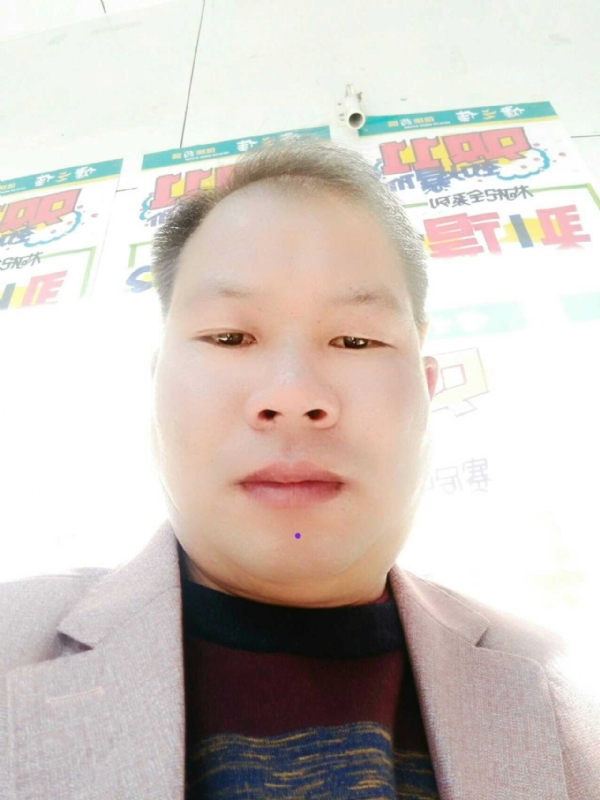 左手牵右手的第一张照片--曲靖中老年相亲网