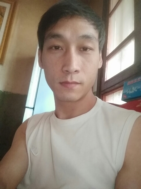 謎的第一张照片--曲靖中老年相亲网