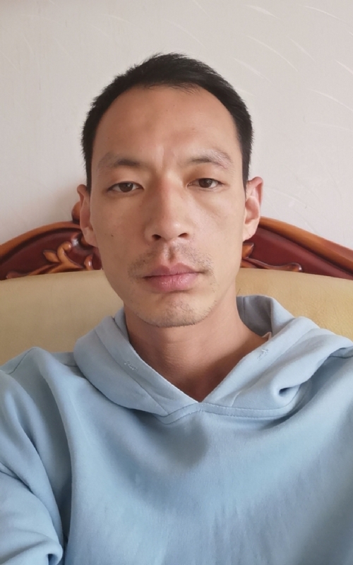 遇见的第一张照片--曲靖中老年相亲网