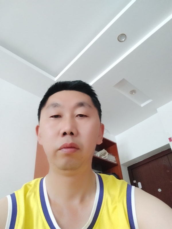 写尽半生纸上酸的第一张照片--曲靖中老年相亲网
